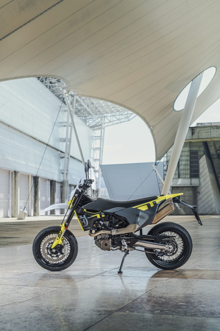 Husqvarna 701 Enduro e 701 Supermoto 2023